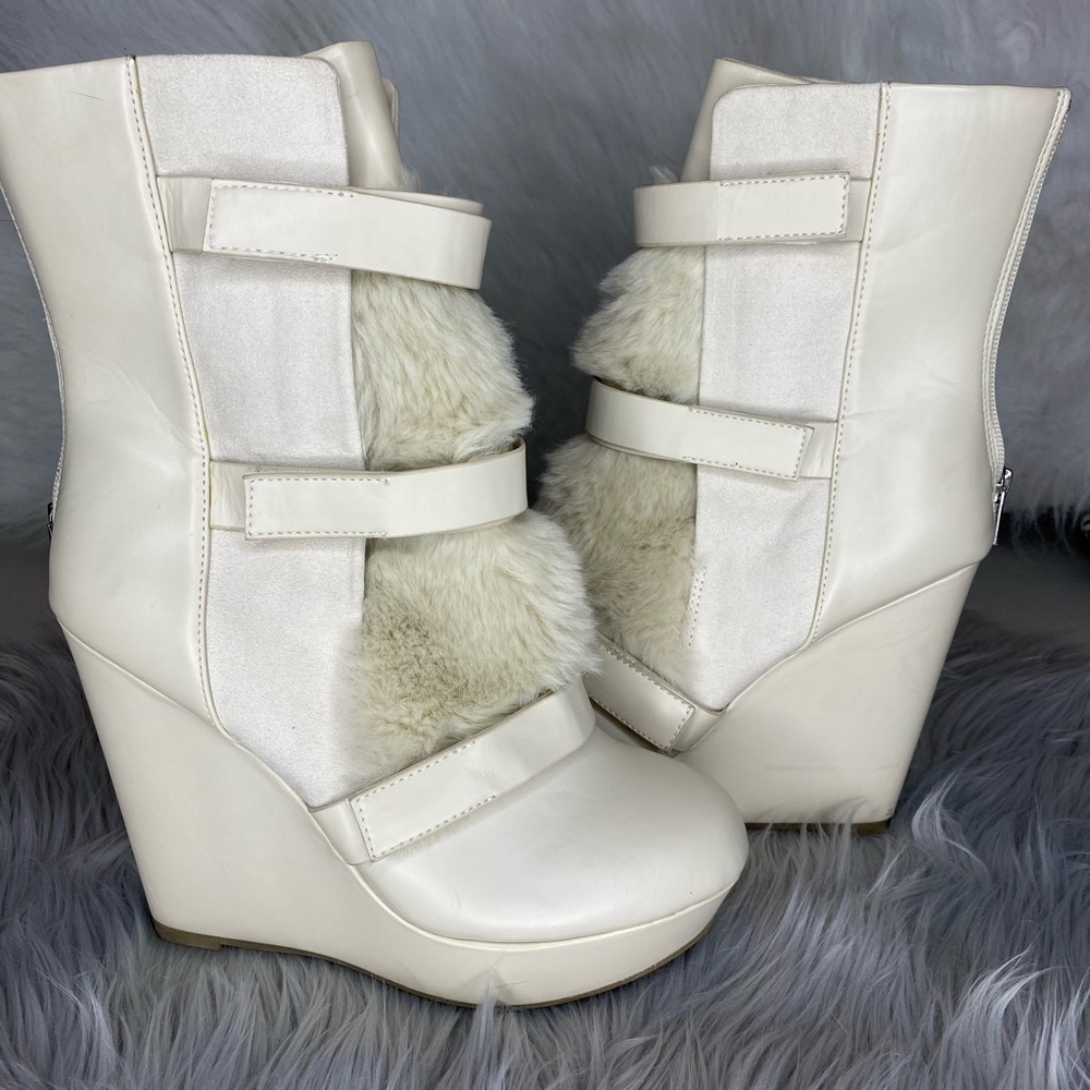 Juicy Couture Cream wedge heel faux fur boots